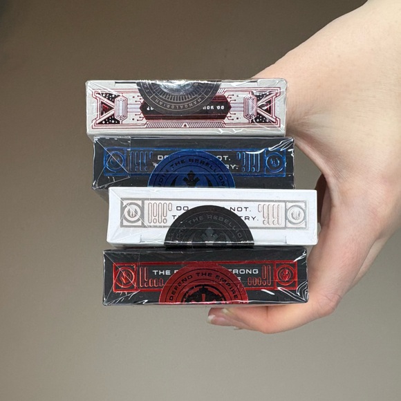 Star Wars & The Mandalorian 4 Decks of  Playing Cards New Sealed Theory 11 - Picture 4 of 13